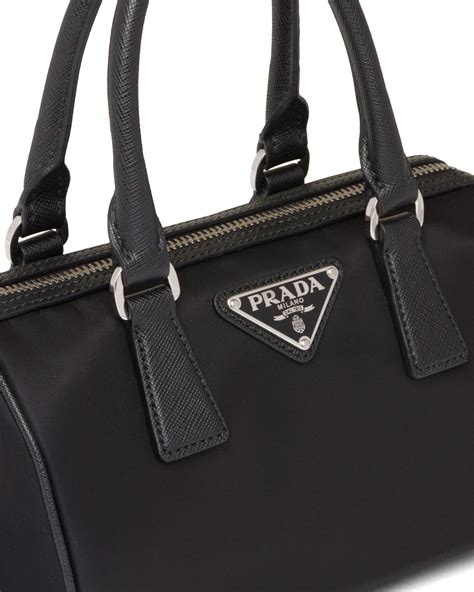 prada re edition 2005 con brillantini|prada aughts bag 2005.